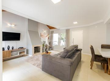 1 · Casa em condomínio mobiliada à venda no Orleans | 156 m², 4 quartos, 2 suítes e 2 vagas