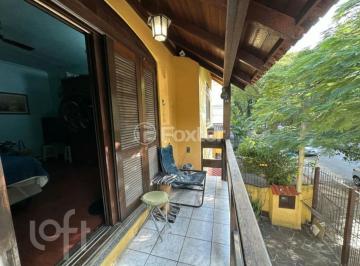 9360d7b5 · Casa, 4 dormitórios, 246 m², em Petrópolis