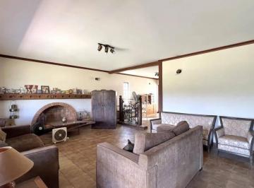 Casa · 610m² · 3 Quartos · 3 Vagas · Excelente oportunidade em Atibaia