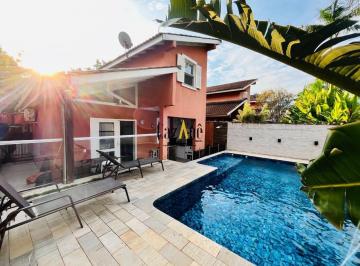 Foto 01 · Casa com 3 Suítes e Piscina Privativa à Venda em Camburi | Escritura Definitiva