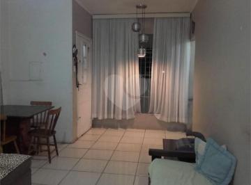 Apartamento · 84m² · 3 Quartos · Apartamento com 3 quartos à venda em Cristal - RS