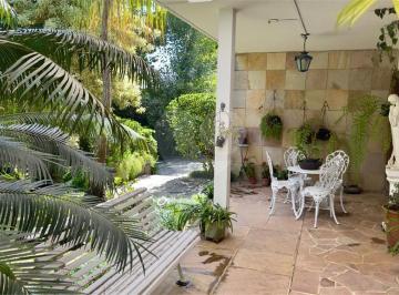 Casa · 323m² · 4 Quartos · 3 Vagas · Casa térrea com 4 quartos à venda em Bela aliança - SP