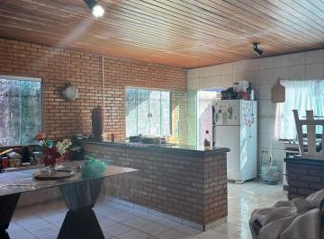 Casa de 3 quartos, Brasília · 3 QUARTOS, SENDO 1 SUÍTE / SALA DE JANTAR / ESPAÇO PARA CHURRASQUEIRA / GRANDE COLORADO