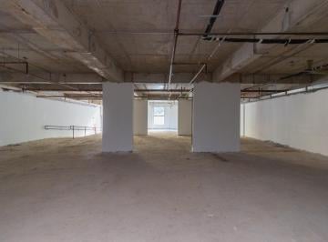 Comercial · 416m² · Loja na Avenida Armando Ferrentini, N. 632 - Loja 2 • 416 m²