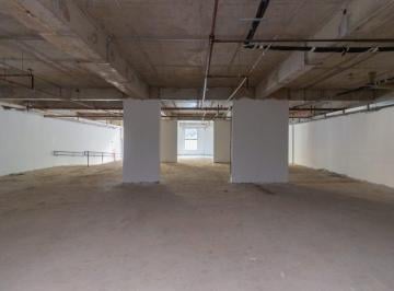 Comercial · 416m² · Loja na Avenida Armando Ferrentini, N. 632 - Loja 2 • 416 m²