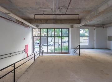 Comercial · 407m² · Loja na Avenida Armando Ferrentini, N. 632 - Loja 1 • 407 m²