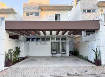 Casa · 129m² · 3 Quartos · 2 Vagas · Sobrado de 3 quartos com 128m² no Jardim Pagliato com Excelente Valor!