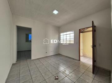 Casa · 70m² · 3 Quartos · Casa para aluguel - no Centro