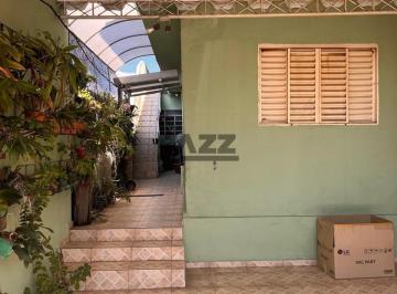 Casa · 180m² · 4 Quartos · 2 Vagas · Casa com 4 Dormitórios e Área Gourmet à Venda no Parque Novo Horizonte - 180m² | SJC
