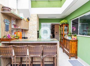 Casa · 188m² · 4 Quartos · 2 Vagas · SOBRADO REFORMADO, COM 188M² EM CONDOMÍNIO NO JARDIM DAS AMÉRICAS - 4 QUARTOS 2 SUÍTES 2 VAGAS