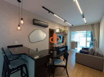 a7ae4085c28b7441af09502b74669b908d8500d7 · Alugar Apartamento Mobiliado Varanda Gourmet Gonzaga Santos Dois Quartos Lazer Andar alto Uma Vaga
