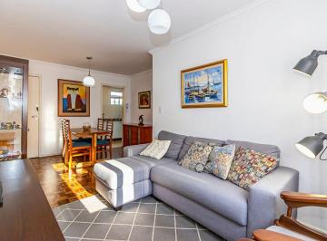 Apartamento de 3 quartos, Curitiba · Excelente apartamento 3 quartos, ensolarado, no Residencial Vênus, na divisa com o Parque Bacacheri.