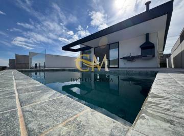 Casa · 420m² · 3 Quartos · 6 Vagas · Casa em condomínio na cidade de Atibaia