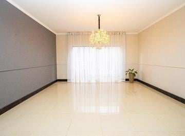 Casa · 428m² · 6 Quartos · 6 Vagas · Jockey - Casa de Alto Padrão com Habite-se - 6 Quartos com ar condicionado - 1 Suíte - Varanda - Vic