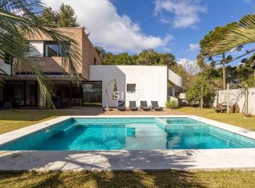 Casa · 663m² · 5 Quartos · 7 Vagas · Casa à Venda no Condomínio Caeser Residence | 5 Su