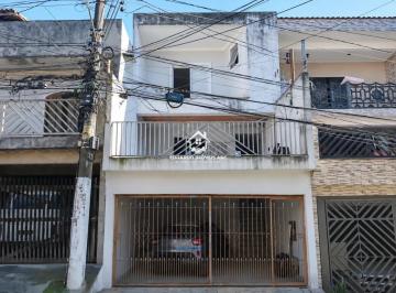Casa · 190m² · 3 Quartos · Casa (Casa Padrão) para Locação, 3 dorm(s), 1 suite(s), 2 vaga(s), 190 m²