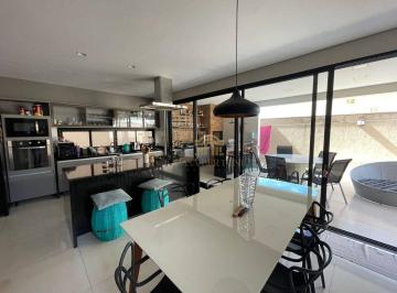 9e85ddcabeeafd9f1c89b5fcb66660cb79462b84 · CASA SOBRADO VICENTE PIRES LOTE SOLTO 300M² 3 SUÍTES PISCINA CHURRASQUEIRA