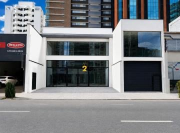 Comercial · 560m² · 4 Vagas · Excelente Ponto Comercial para Locação em Indianópolis, São Paulo-SP: 4 Banheiros, 4 Vagas de Garage