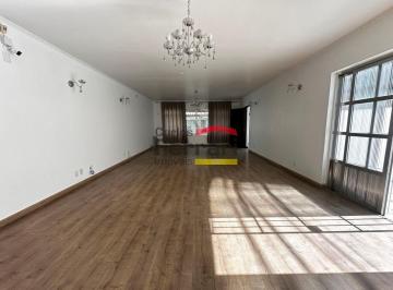 Casa · 293m² · 3 Quartos · 4 Vagas · Sobrado para locação no Jardim São Paulo