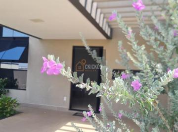 Casa · 105m² · 3 Quartos · 2 Vagas · Casa Térrea NOVA à venda com 3 quartos, 1 suíte com closet e área gourmet no condomínio Vila Paraty
