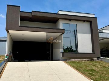 Casa · 196m² · 3 Quartos · 4 Vagas · Casa à venda 3 suítes com 196m² de área construída no condomínio Jardins Di Roma em Indaiatuba - SP.