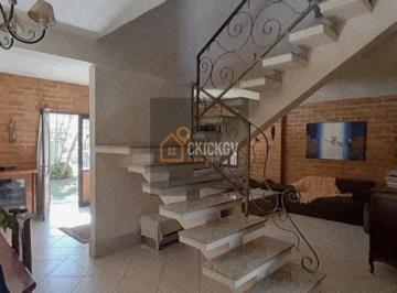 Casa · 220m² · 4 Quartos · 4 Vagas · Sobrado à venda em Indaiatuba, Jardim Esplanada, com 4 quartos, com 220 m²