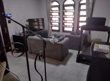 Casa · 140m² · 5 Quartos · 3 Vagas · - Sobrado na Vila Medeiros com 3 dormitórios e 3 vagas de garagem.