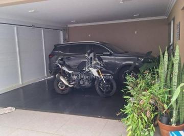 imagem · Casa à venda em Piracicaba, Castelinho, com 4 quartos, com 215.7 m²