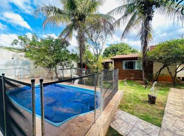 de175e9d0d7ddc51c111f65310d0d7b2b01ac0f0 · CASA 5 QUARTOS LOTE 800M² CONDOMÍNIO FECHADO ACEITA PERMUTA POÇO ARTESIANO SAUNA