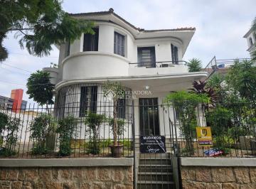 WhatsApp Image 2026-06-05 at 15.42 · Excelente casa comercial com 25 vagas