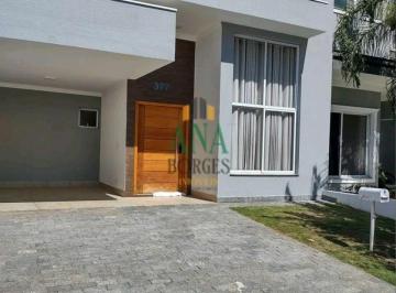 Casa · 3 Quartos · Casa para Venda / Locação em Condomínio