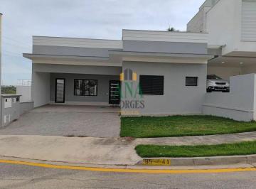 Casa · 3 Quartos · Casa Alto Padrão