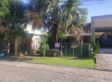 Casa de 4 quartos, Maricá · Vende casa 4qtos sendo 1 suíte Maricá dentro do condomínio Elisa Beach