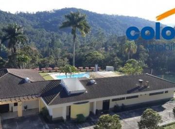 Foto 02 · CHÁCARA PERFEITA, AOS PÉS DA SERRA DOS CRISTAIS, COM 4 SUÍTES, PISCINA, TOTALMENTE PLANA EM 11.500M²