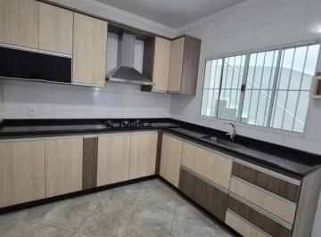 Foto 08 · Imperdível oportunidade: Casa à venda em Jundiaí-SP, Agapeama! 3 quartos, 1 suíte, 2 salas, 3 banhei