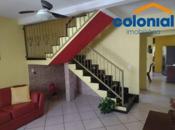 Foto 01 · CASA COM 03 QUARTOS/01 SUÍTE COM EDÍCULA, EXCELENTE OPÇÃO PARA INVESTIMENTO, JARDIM TULIPAS.