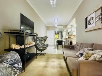 Apartamento de 2 quartos, Rio de Janeiro · Apartamento de 70 m2 com 2 quartos à venda em Copacabana
