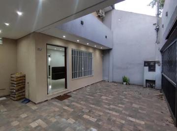 Casa de 4 quartos, São Paulo · Casa de 221 m² com 4 quartos em venda em Bosque da Saúde