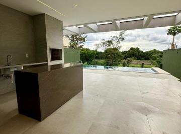Casa de 4 quartos, Sobradinho · 3 SUÍTES / ÁREA GOURMET / PISCINA / ACEITA FINANCIAMENTO / CONDOMINIO FECHADO