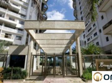 Foto 01 · Apartamento em Leilão no Condomínio Bernini na Barra da Tijuca/RJ