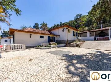 Foto 01 · Leilão de Casa: Casa em Condomínio com 5 Quartos e 3 Suítes em Vargem Grande, Teresópolis-RJ - 634m²