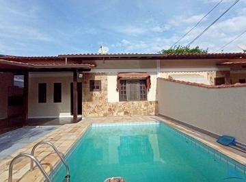 Casa · 170m² · 2 Quartos · 2 Vagas · Casa de 02 Quartos com Suíte, Piscina e Churrasqueira em Itaipu