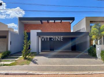 Casa · 500m² · 4 Quartos · 3 Vagas · Ponte Alta Norte, casa porteira fechada com 4 suítes e closet