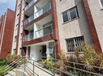 Apartamento de 3 quartos, Curitiba · Apartamento 3 quartos, 1 suíte, 1 vaga, amplo, Cabral