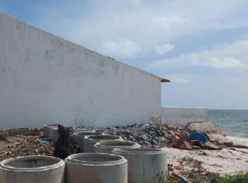 Casa pé na areia, 4 quartos, 450m², Praia de Pontas de Pedra, Goiana/PE - Foto [1] · Casa pé na areia, 4 quartos, 450m², Praia de Pontas de Pedra, Goiana/PE