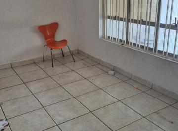 Casa · 70m² · 3 Quartos · Aluguel de Casa 3 Quartos em Água Espraiada, Osasco – 70m²