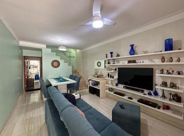 9dc255bc-74d6-42bf-af13-574337ef292a · Excelente casa para venda em Vila Gumercindo com 3 quartos, sendo 1 suíte, 88m²