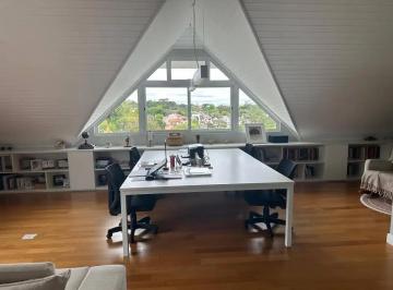 Casa de 3 quartos, Curitiba · Sobrado triplex - 315 m² - 3 suites - 4 vagas de garagem - Ahu - Curitiba-PR