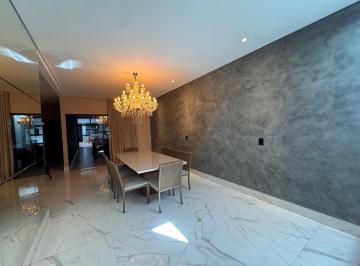 Casa de 4 quartos, Vicente Pires · Aluga-se Casa de Alto Padrão Mobiliada | 4 Suítes, Piscina e Área Gourmet | Vicente Pires R$ 14.000