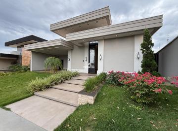 Casa · 217m² · 3 Quartos · 2 Vagas · Excelente casa à venda no Condomínio Porto Seguro em Dourados MS